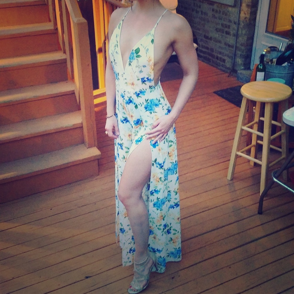 Jump suit, Floral and flowing! 🌼